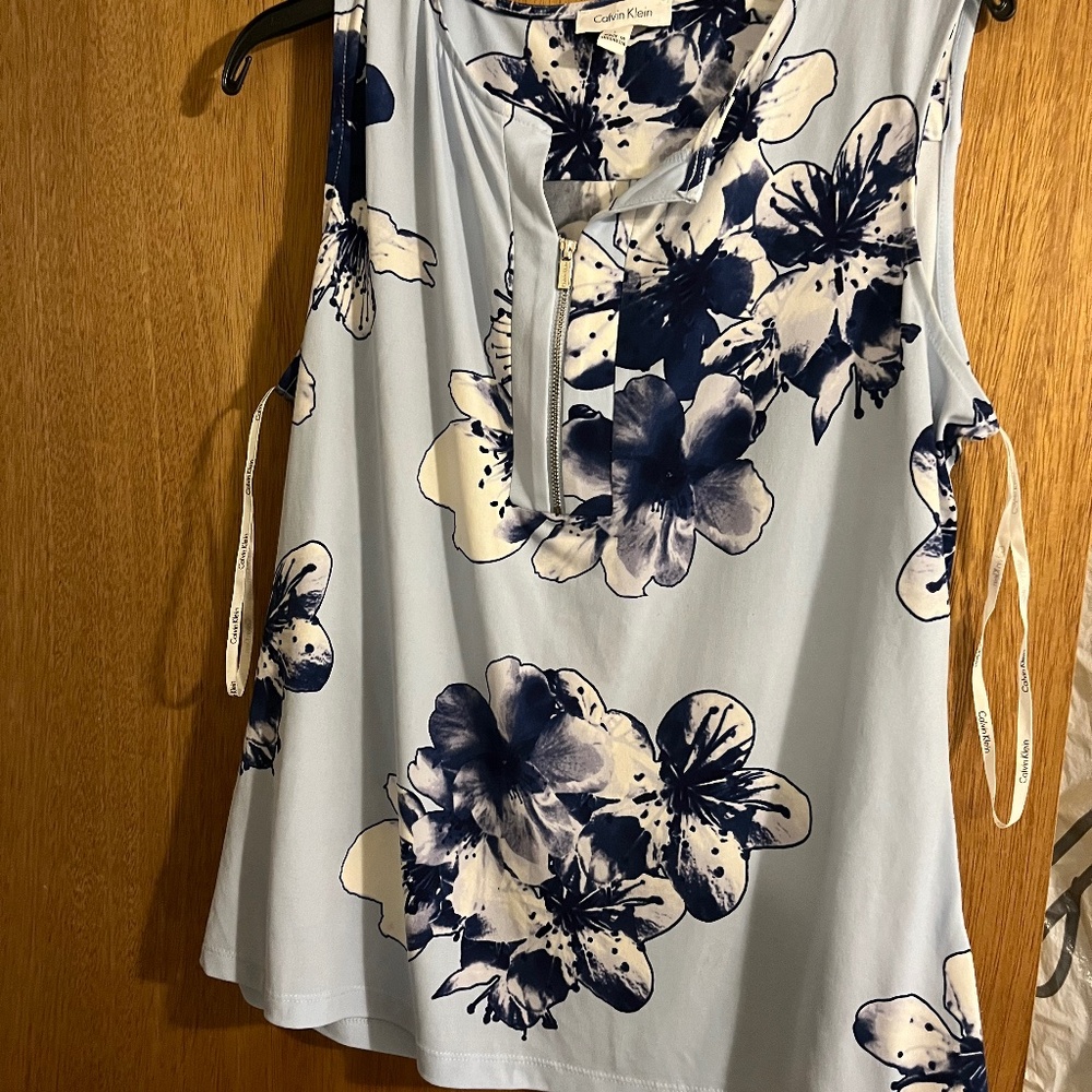 Calvin Klein floral top